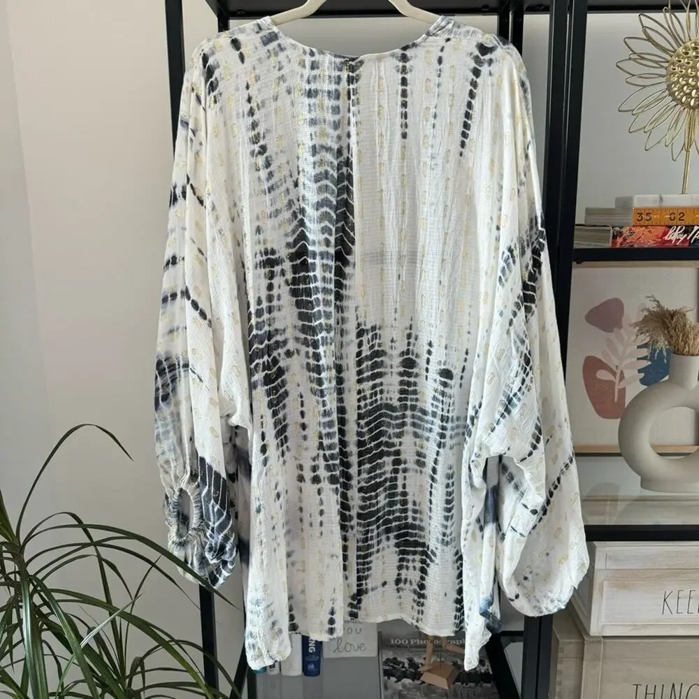 Anthropologie Vada White Blue Gold Shimmer Cocoon Kimono Women’s One Size - Picture 10 of 12